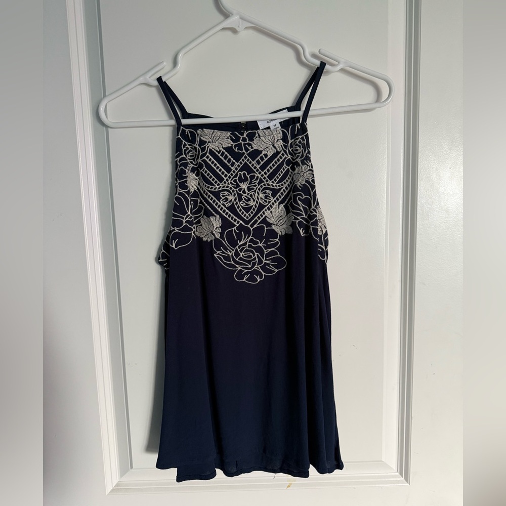 High-neck tank top